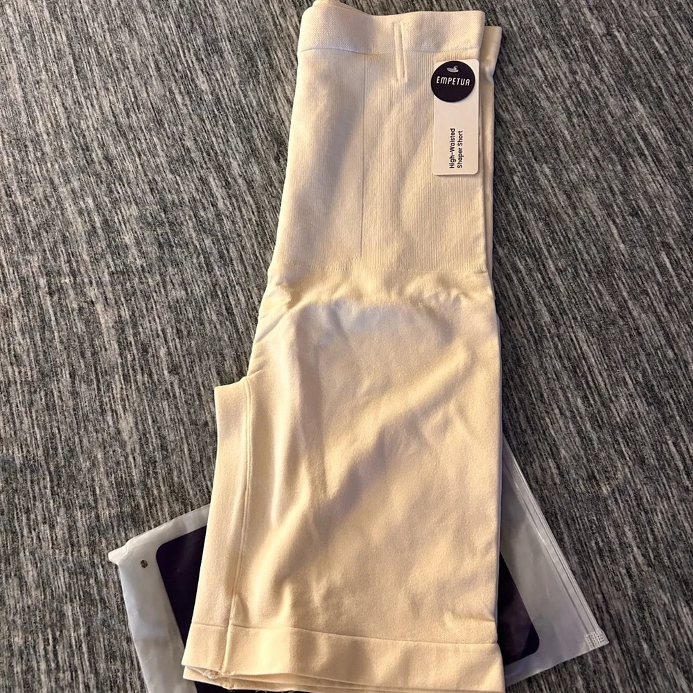Shaper Shorts - Picture 2 of 2